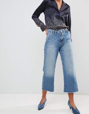 Patsy Cropped Flared Jeans-Blues