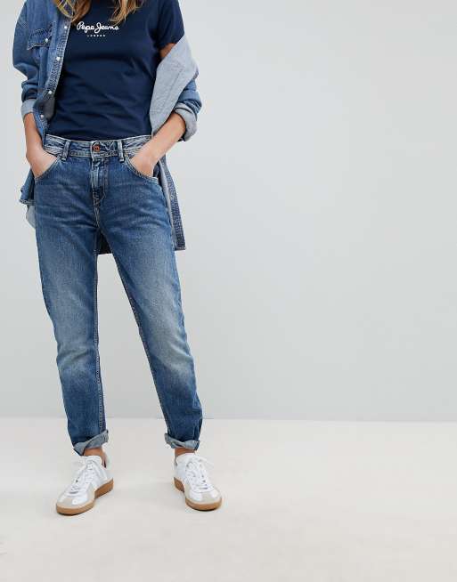 https://images.asos-media.com/products/pepe-jeans-violet-high-waist-rigid-mom-jean/9039320-1-darkvintage?$n_640w$&wid=513&fit=constrain