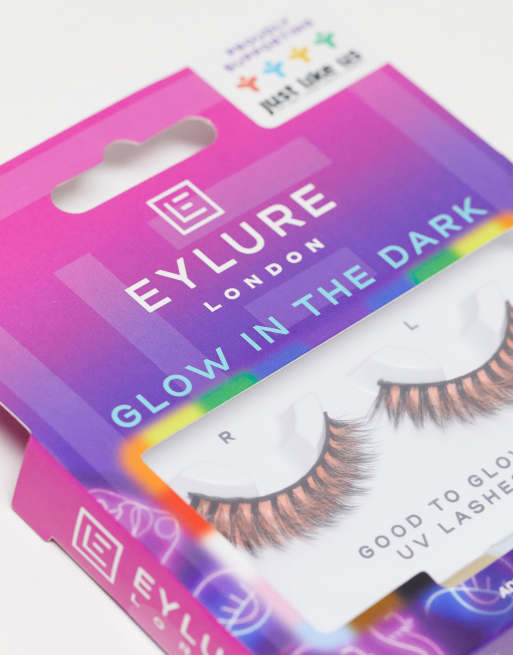 Pestañas postizas del Orgullo 2023 UV Lash de Eylure: Modelo Good To Glow , 4 de 4