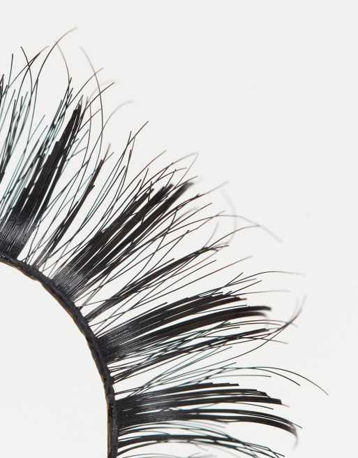 Pestañas postizas Samantha Classic #7 de Huda Beauty, 3 de 4