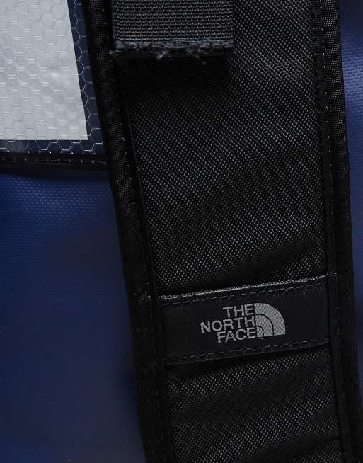 Petate azul marino y negro Base Camp de The North Face, 3 de 3
