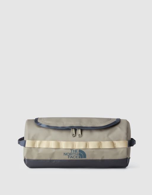 Petate grande color losa de piedra y gris granito BC Travel Canister de The North Face