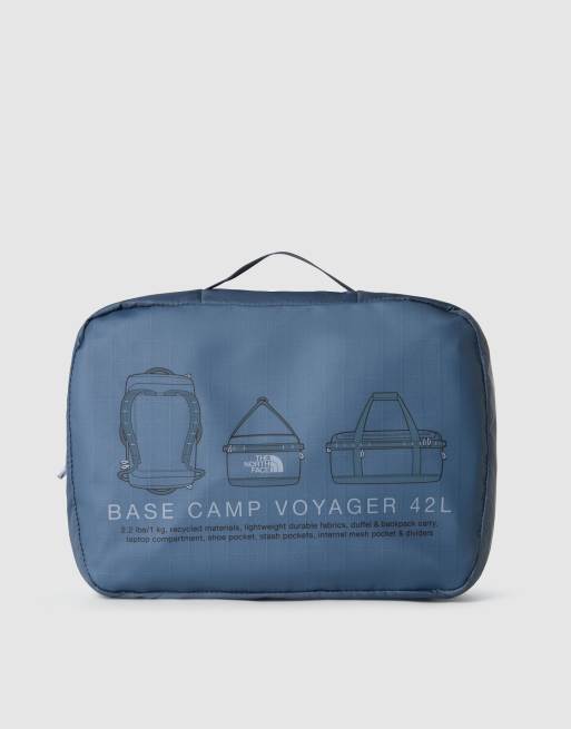 Petate gris granito y gris helado de 42 litros Base Camp Voyager de The North Face, 2 de 4