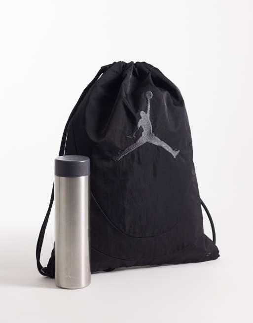 Petate negro de Jordan, 2 de 4