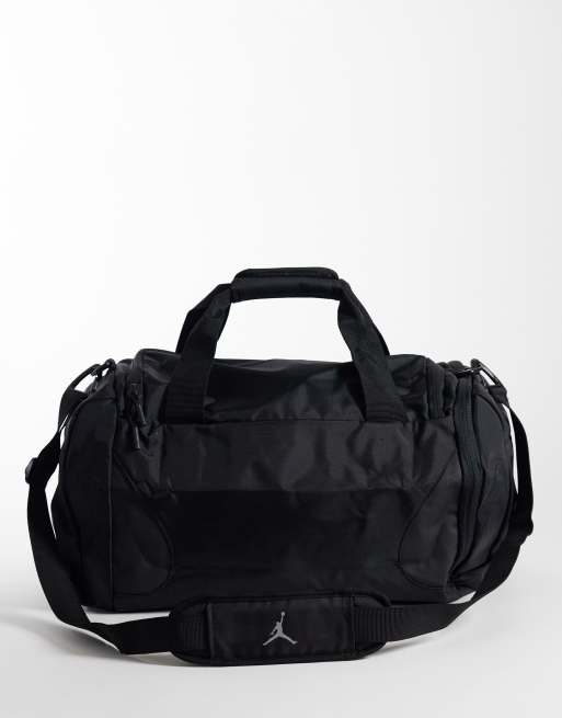 Petate negro de Jordan, 4 de 4