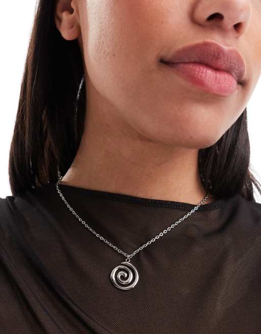 Petit Moments - Agrigento - Ketting met wervelvormig hangertje in zilver 