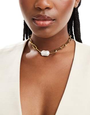 elizabeth pearl and chain waterproof stainless steel necklace in gold