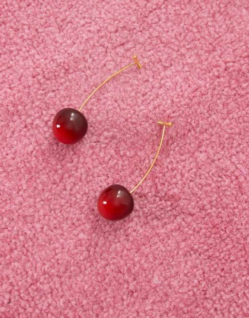Petit Moments Jardin cherry earrings in gold and red , 2 of 3