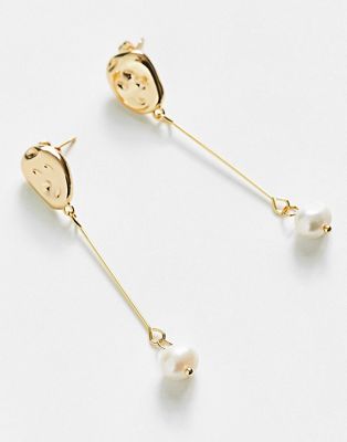 Petit Moments pearl drop earrings in gold