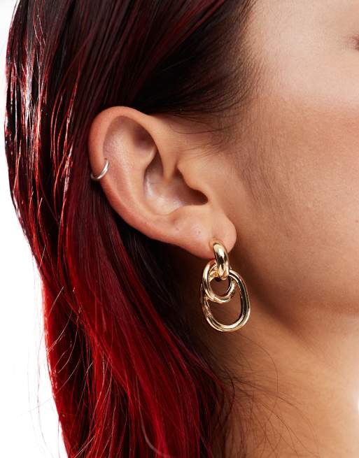 Petit Moments statement hooked chain earrings in gold