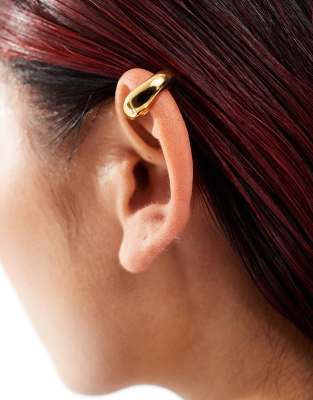 thin ear cuff in gold