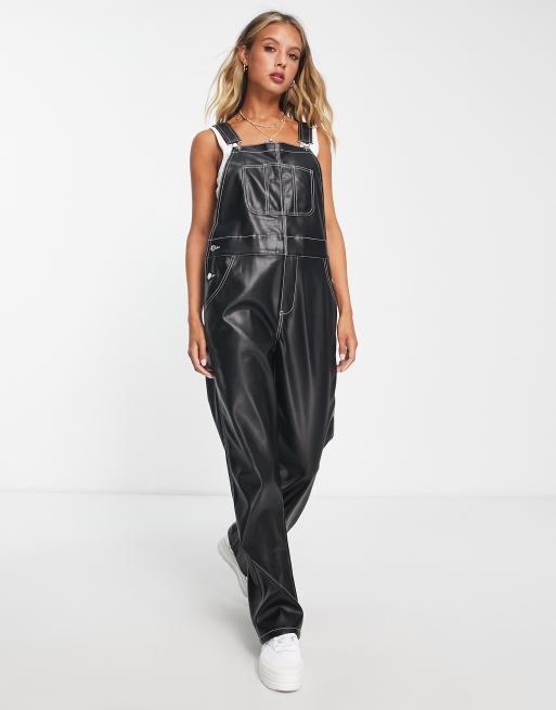 Peto negro con pespuntes en contraste de cuero sintético de ASOS DESIGN, 4 de 4