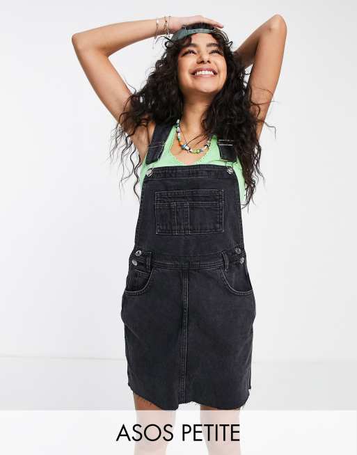 Peto vaquero estilo pichi con lavado negro Original de ASOS DESIGN Petite