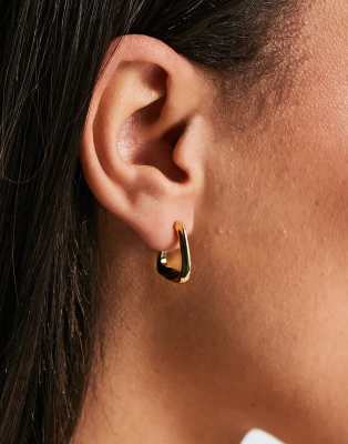 Pieces Pieces 18k plated geometric hoops in gold