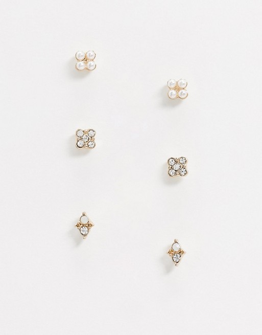 Pieces 3 pack stud earrings with diamante and pearl detail in gold