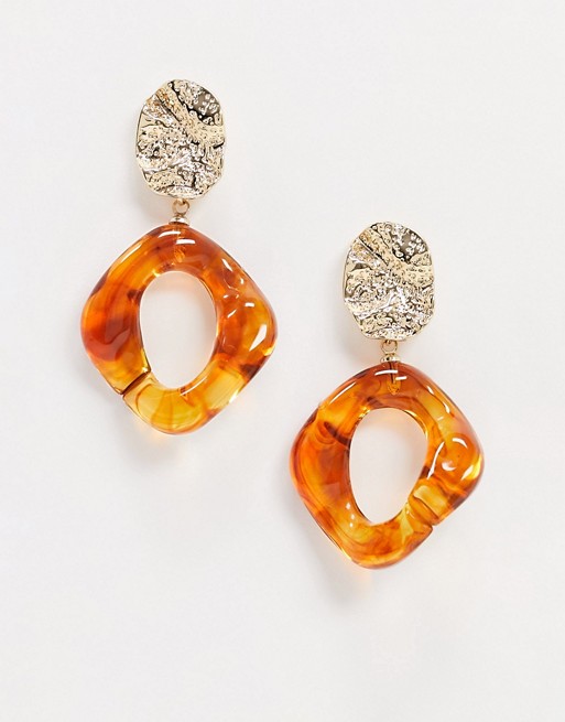 Pieces abstract drop earrings with hammered gold studs in tortoiseshell