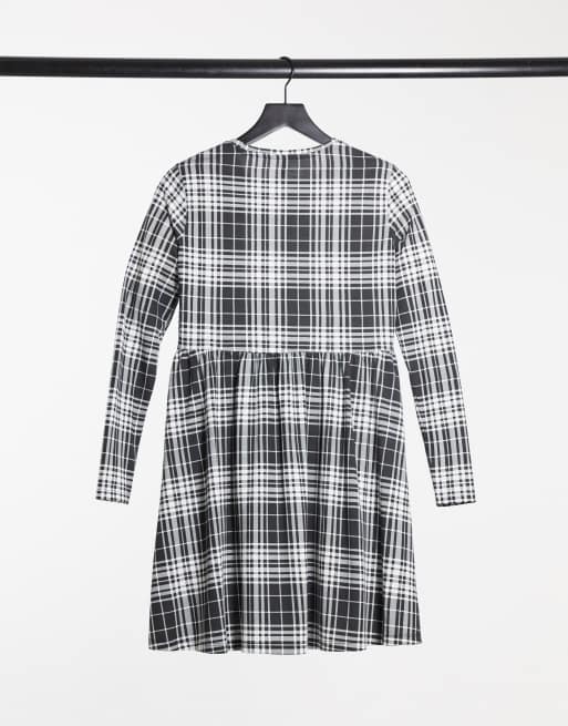 Pieces Alberte – Langärmliges Mini-Hängerkleid in Schwarz-Weiß kariert, 2 von 4
