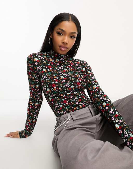 Floral deals turtle neck