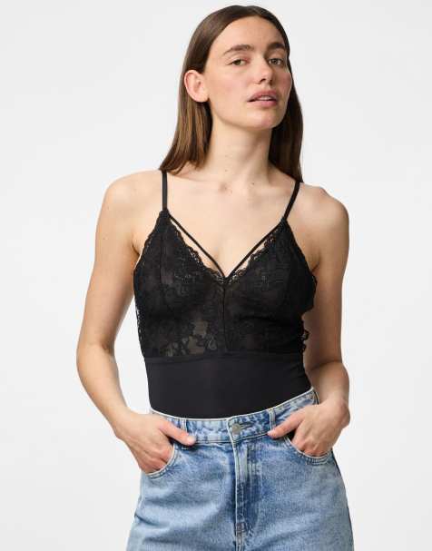 Pieces – Ärmelloser Body in Schwarz - view 1
