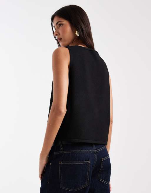 Pieces – Ärmelloses Strickoberteil in Schwarz mit gebundener Vorderseite, 4 von 4