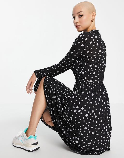 Black star outlet dress long sleeve