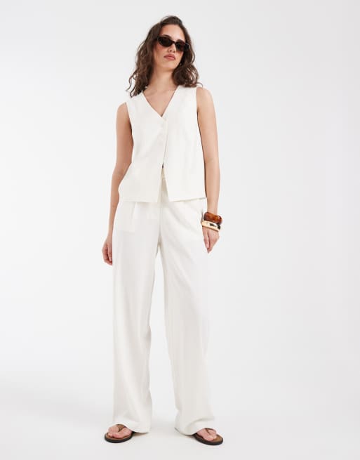 Pieces asymmetric linen touch tailored waistcoat in white (part of a set), 2 of 4