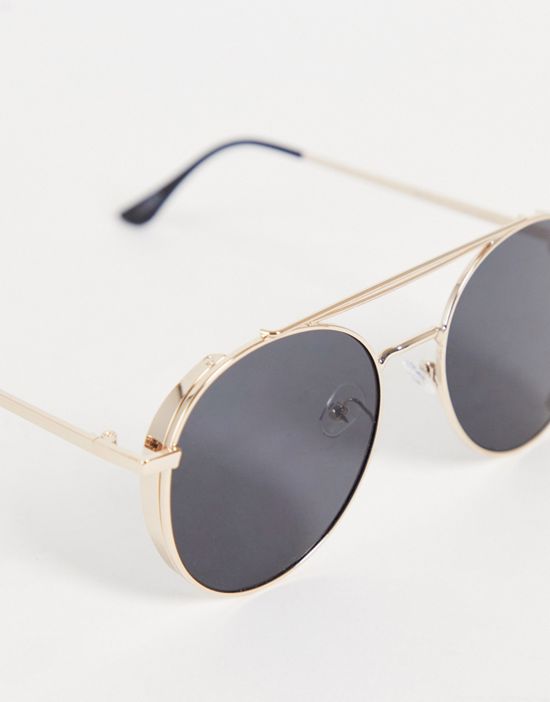 https://images.asos-media.com/products/pieces-aviator-sunglasses-with-gold-rims-and-black-tint-lenses/202099085-2?$n_550w$&wid=550&fit=constrain