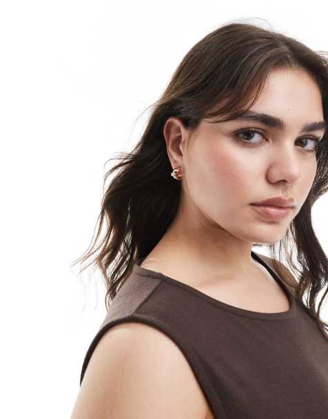 Pieces baguette stone detail hoop earrings in gold - view 1