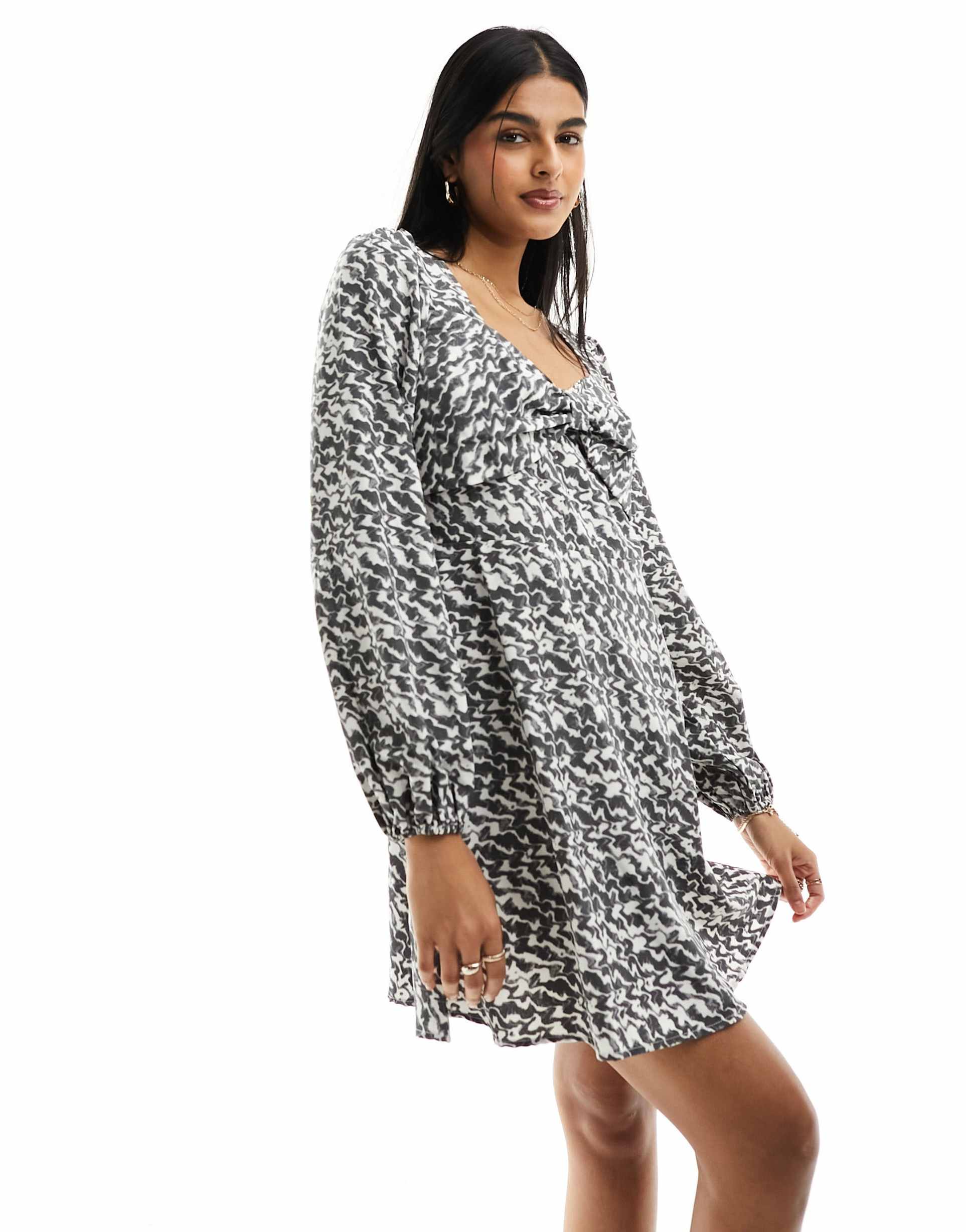 pieces balloon sleeve mini tea dress in black and white print