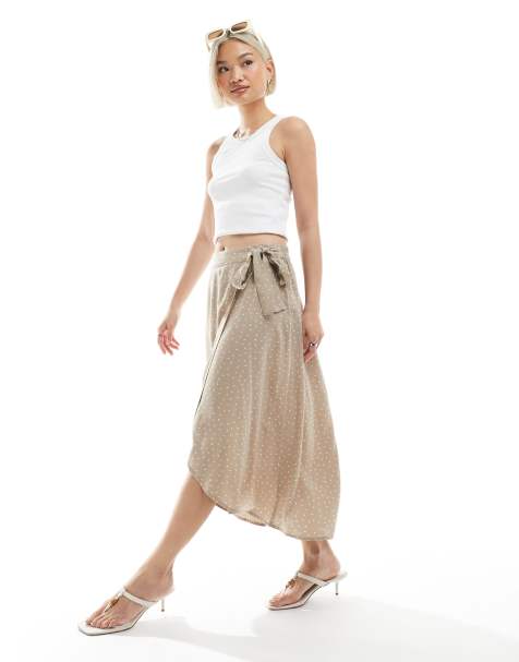 Pieces – Beige, prickig midikjol i omlottdesign - view 1