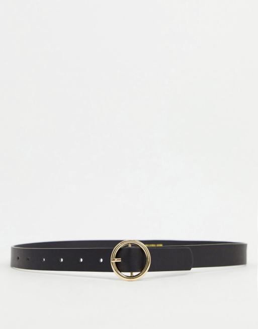 Pieces belt with gold circle buckle in black