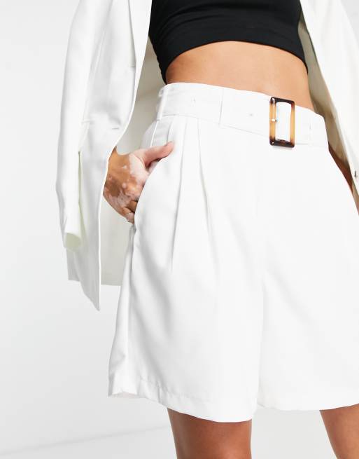 White belted hot sale shorts