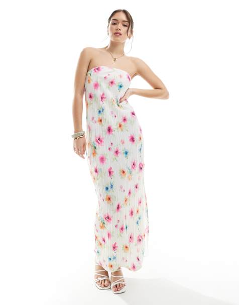 Pieces – Biała plisowana sukienka maxi z dekoltem bandeau w kwiatowy wzór - view 1