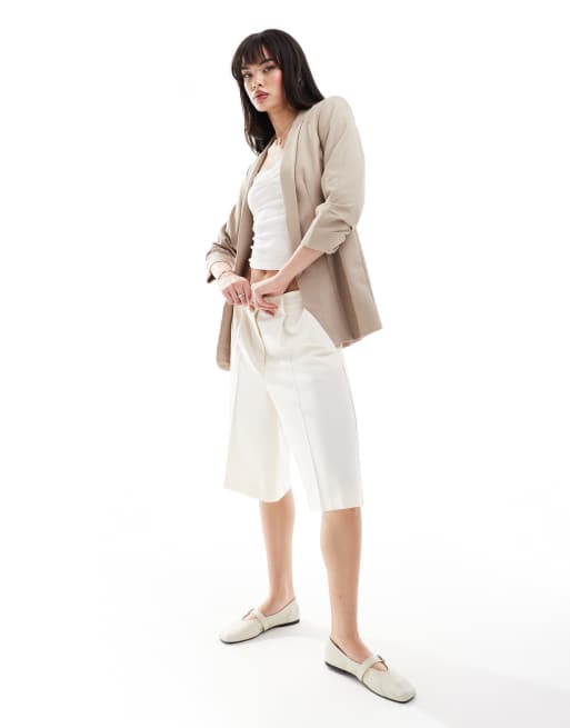 Pieces blazer with ruched sleeves in stone, 2 of 4