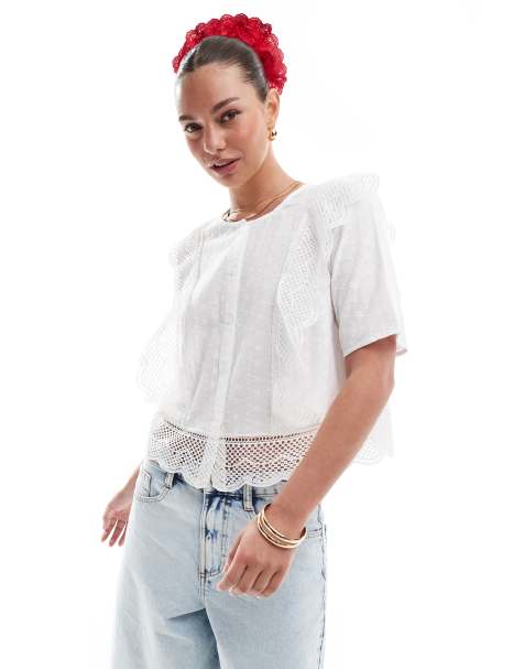 Pieces - Blusa a maniche corte bianco nuvola con dettagli in pizzo sangallo - view 1