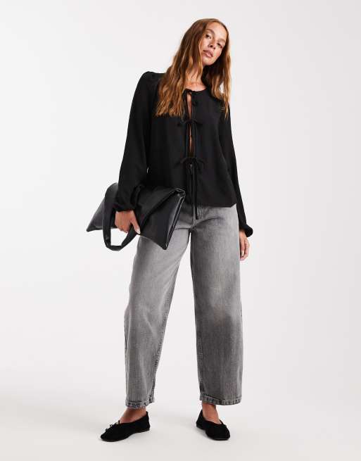 Pieces - Blusa allacciata sul davanti nera, 2 di 4
