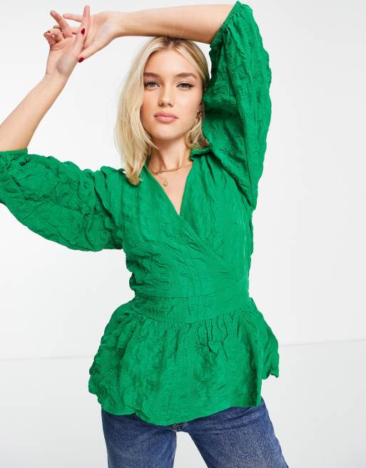 Pieces - Blusa avvolgente con maniche a sbuffo, colore verde acceso