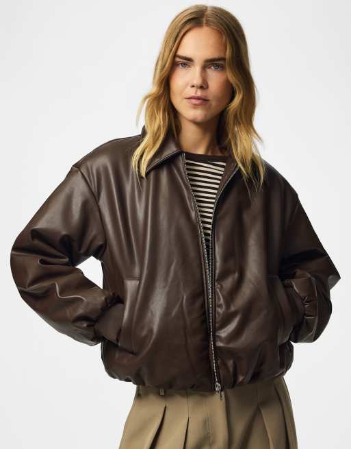Pieces Bomber en fudge chaud, 5 de 7