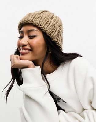 Pieces chunky knit beanie in beige - ASOS Price Checker