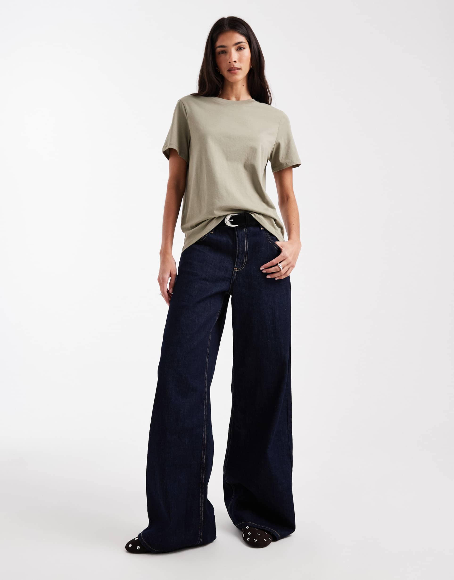 pieces boxy t-shirt in khaki green