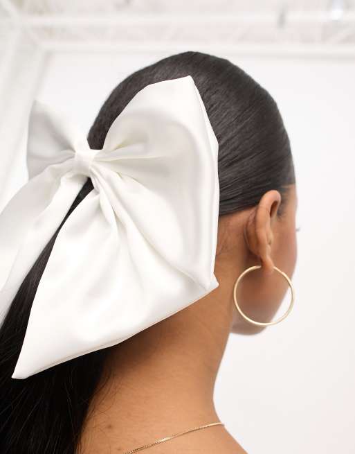 Pin em Hair bows & headbands