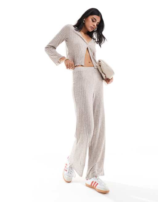Pieces - Broek met wijde pijpen van geribbelde jersey in gemêleerd beige, deel van co-ord set