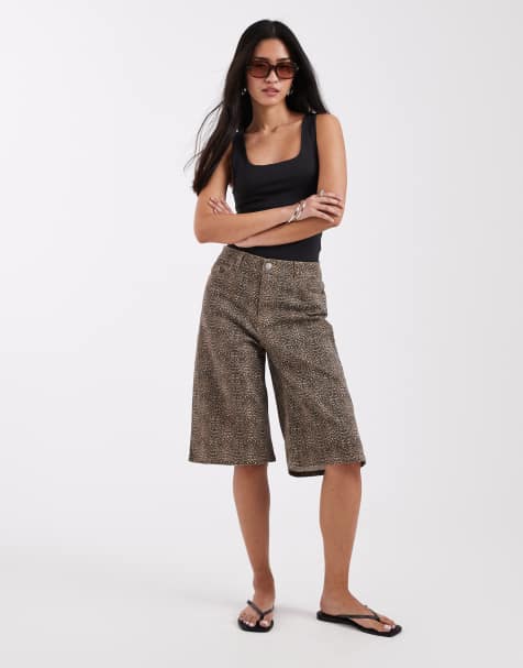 PIECES - Brune longline-denimshorts med leopardprint - view 1