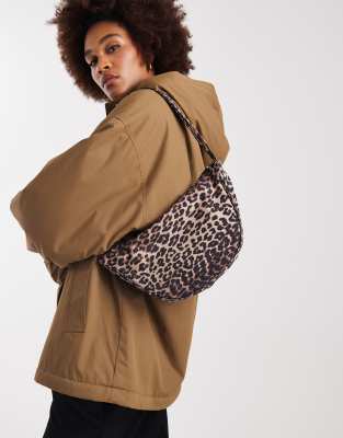 Pieces Pieces bumbag in leopard print-Multi