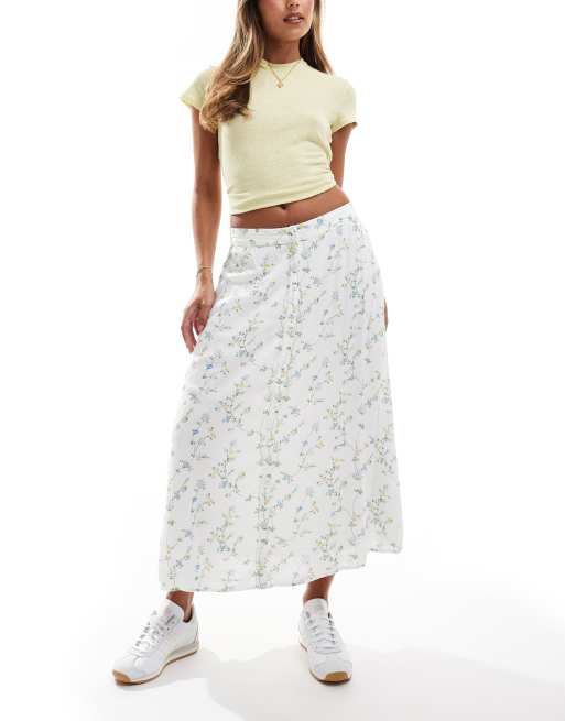 Pieces button front midi skirt in garden floral