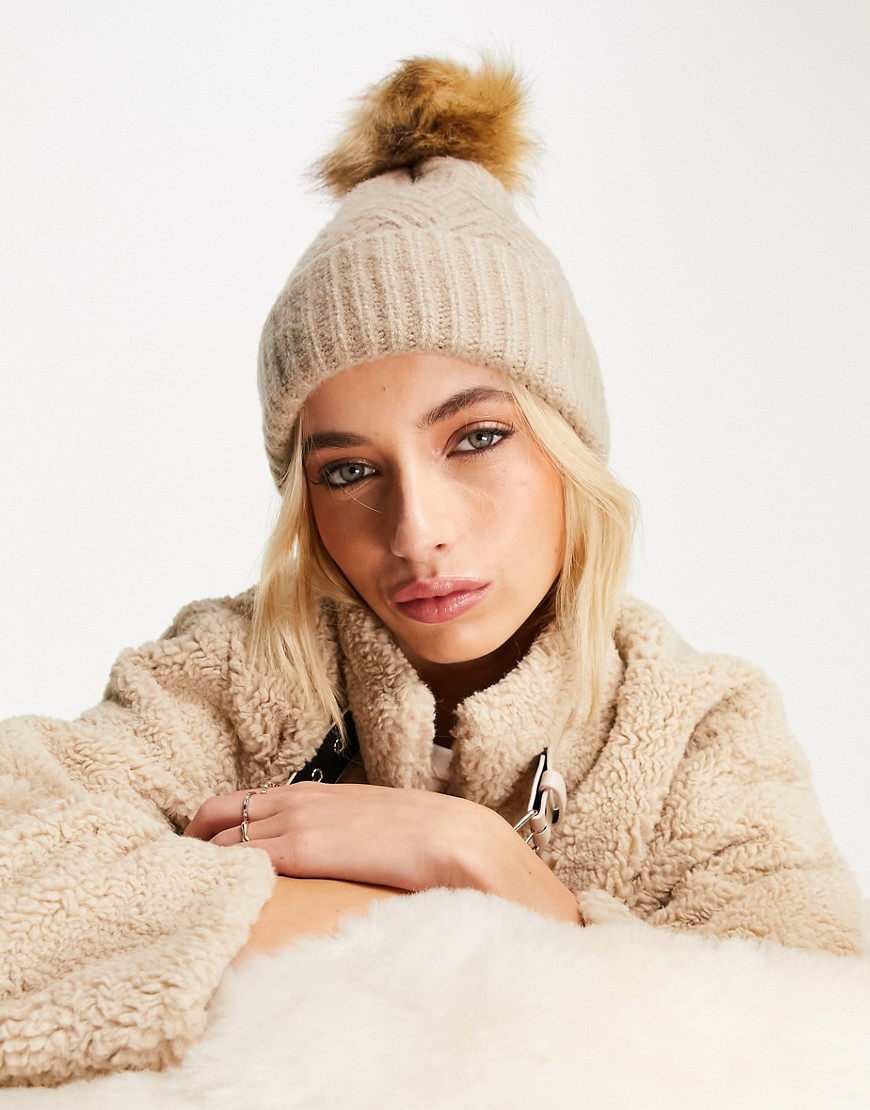 Pieces cable knit beanie in camel-Neutral