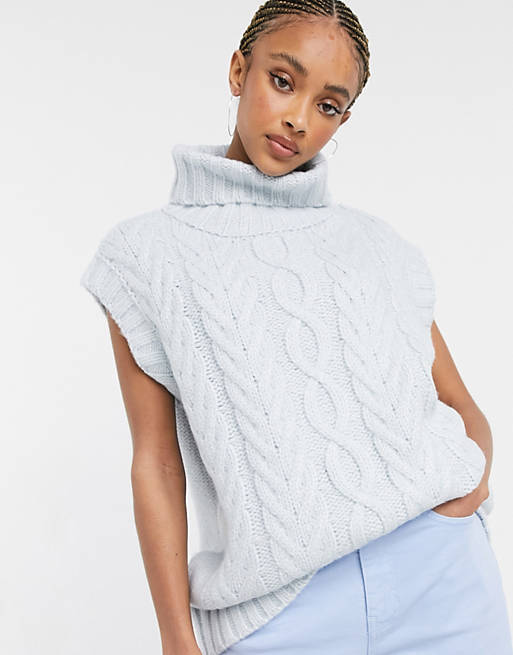  Pieces cable knit vest with roll neck in baby bue 