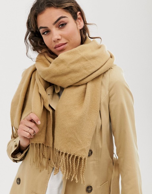 Pieces camel scarf