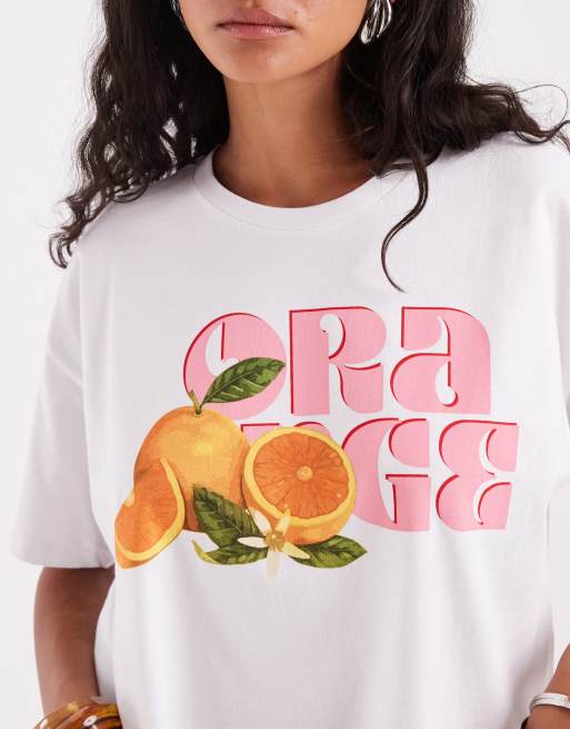 Pieces - Camiseta blanca extragrande con estampado gráfico de naranjas, 3 de 4