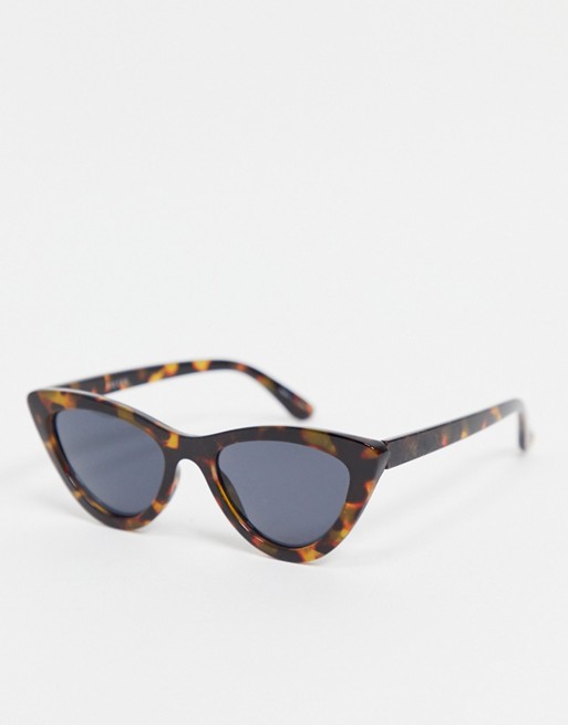 Pieces cat eye sunglasses in brown tortoiseshell